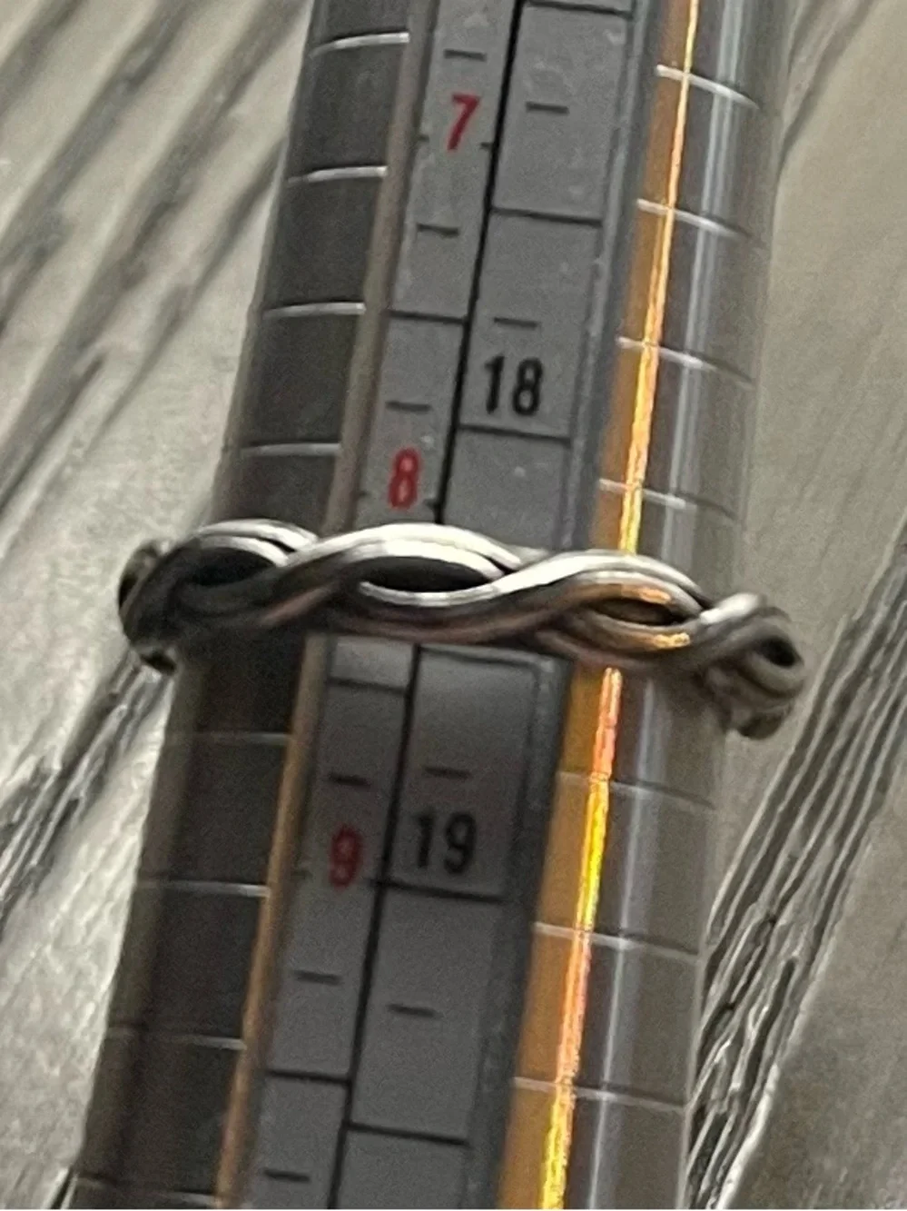 Retired Authentic.925 SS Pandora “Changing Seasons” Twisted Band Ring sz US 8.5